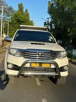 Toyota Fortuner 3.0 D Turbo AWD 2015 White