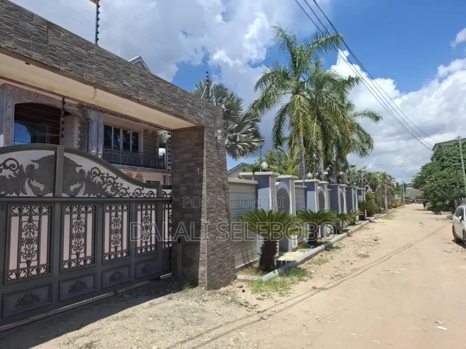 5bdrm Bungalow in Mbezi Beach for sale