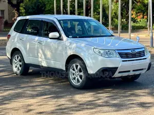 Subaru Forester 2009 White