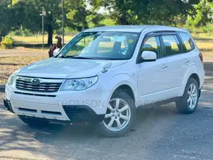 Subaru Forester 2009 White