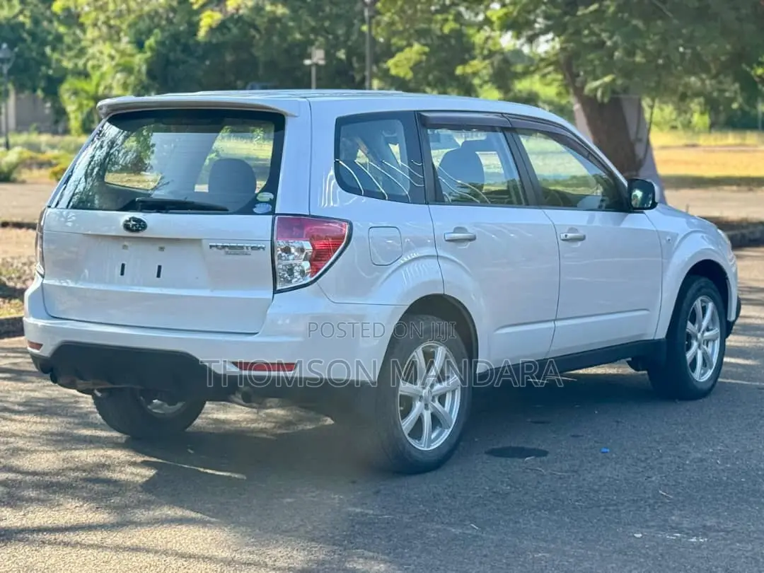 Subaru Forester 2009 White