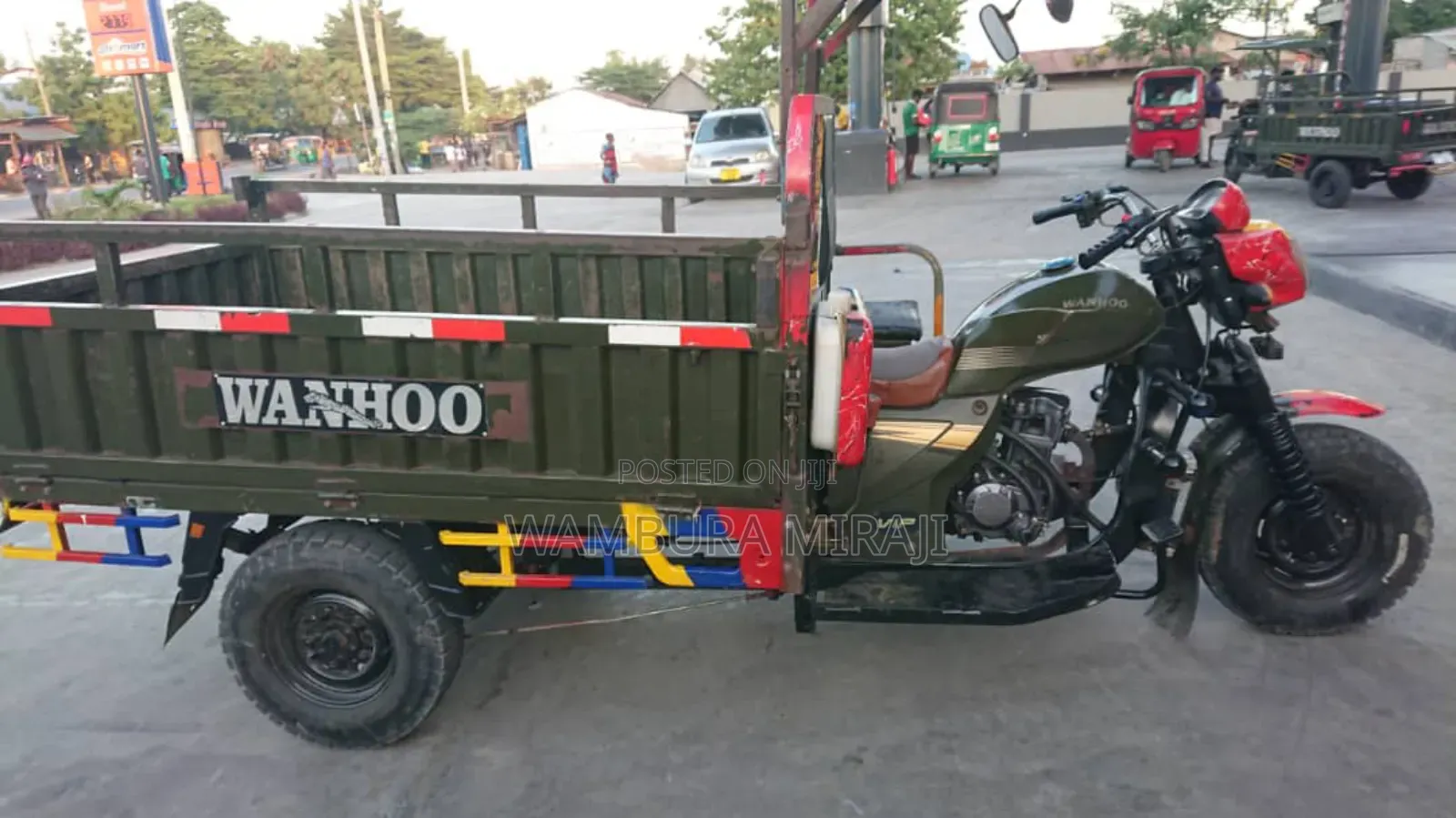 Bajaj Avenger 200 2025 Green