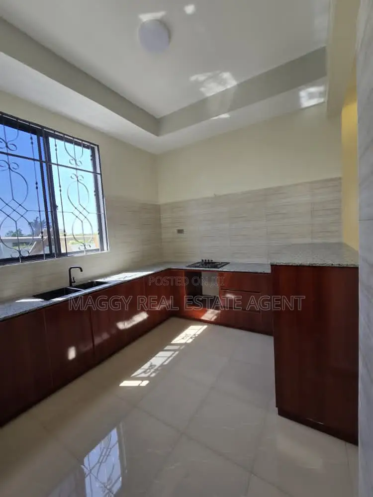 3bdrm House in Mbweni Mpiji for sale