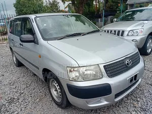 Toyota Succeed 2004 Silver
