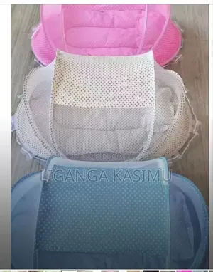 Neti Ya Mtoto Yenye Godoro