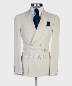 Full Off-White Double Buttons Suit