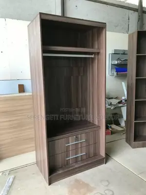 Kabati La Nguo La Kisasa