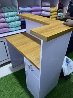 Morden Reception Table