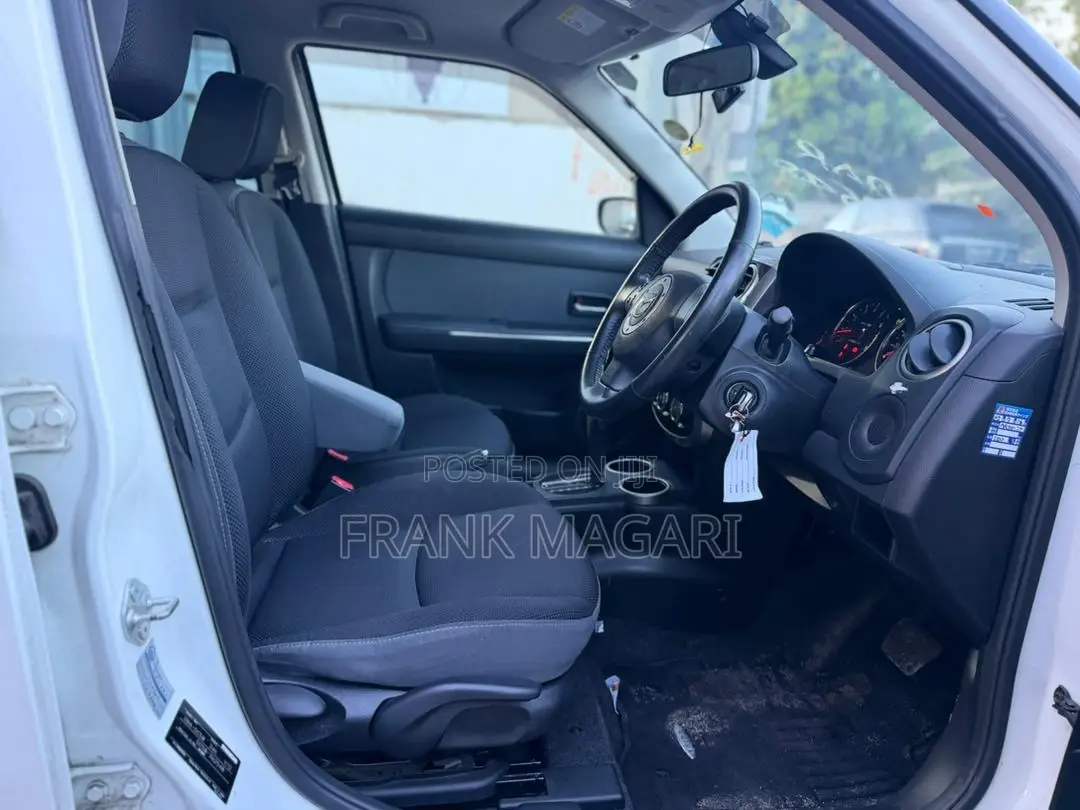 Mazda Verisa 2011 White