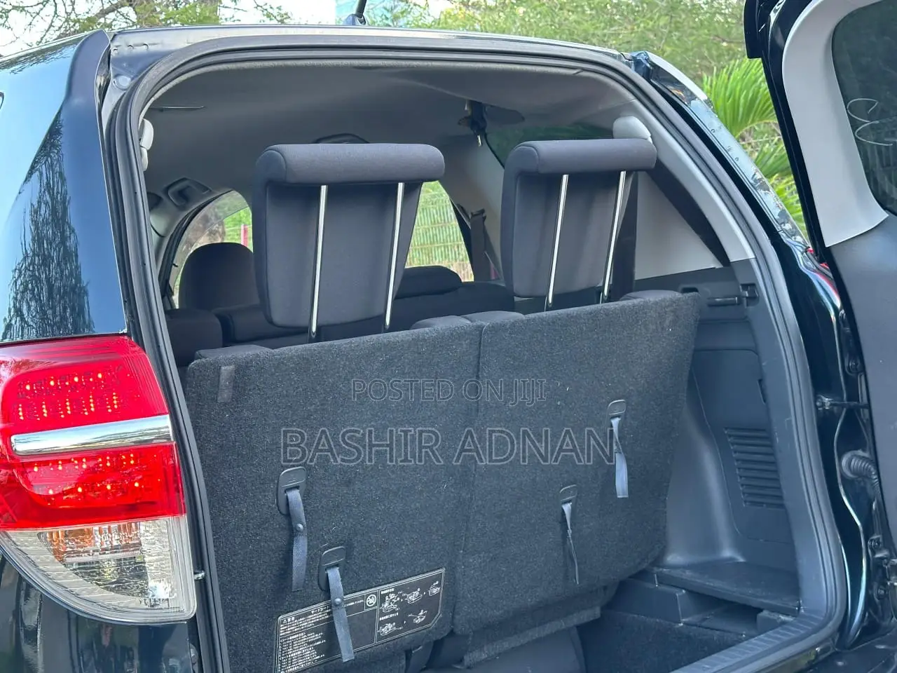 Toyota Vanguard 2010 Blue
