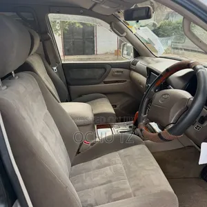 Toyota Land Cruiser 2003 Silver