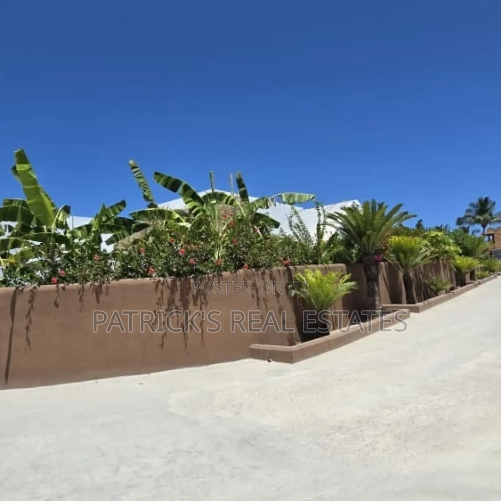 Furnished 2bdrm Villa in Patrick'S Real, Magharibi for sale