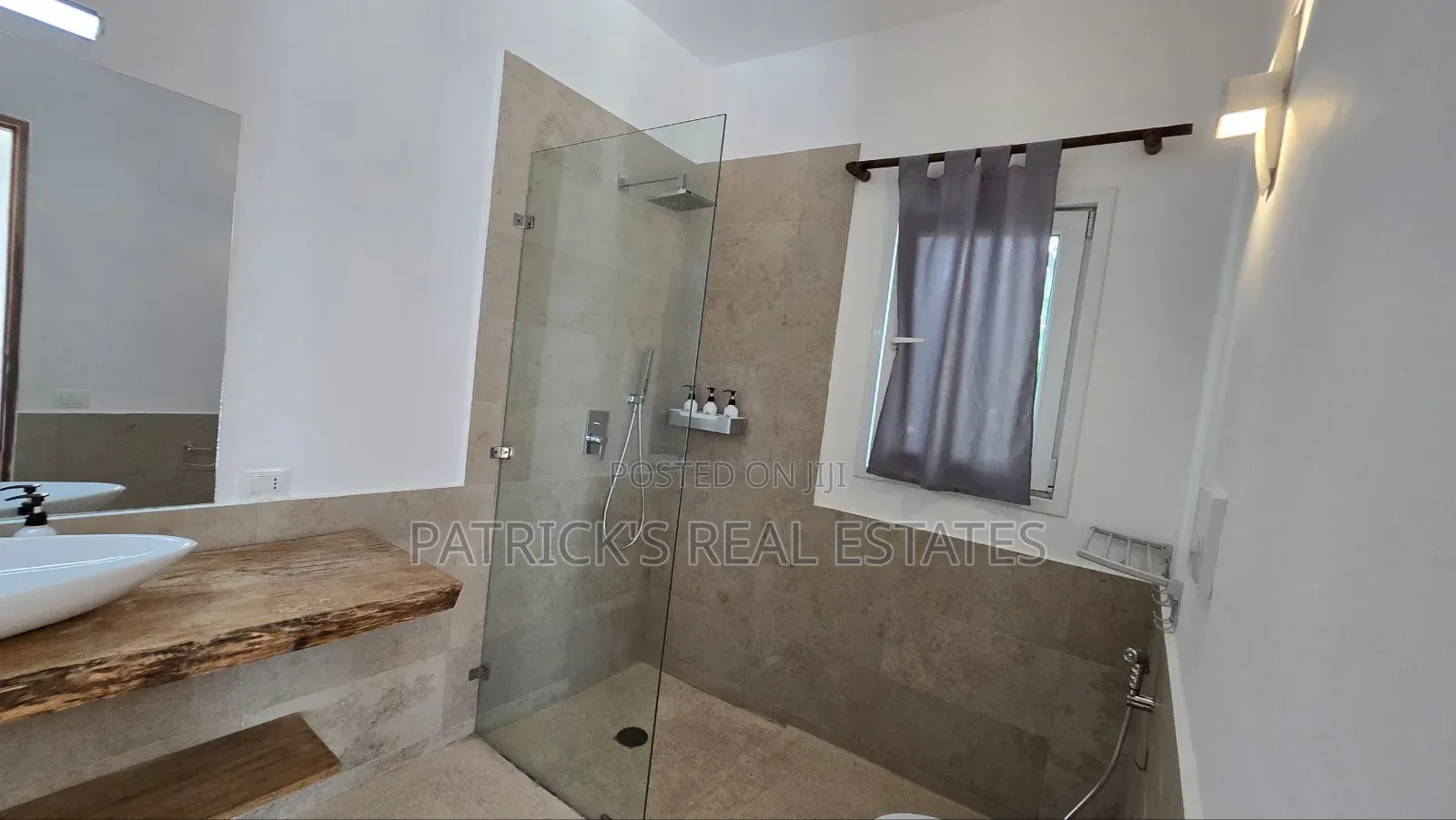 Furnished 2bdrm Villa in Patrick'S Real, Magharibi for sale