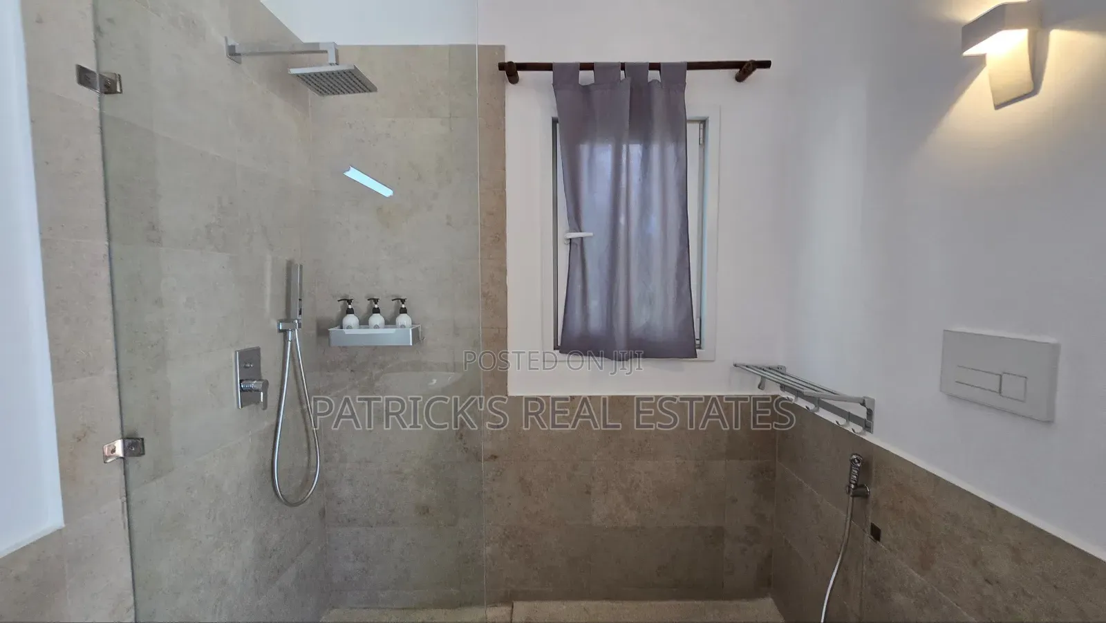 Furnished 2bdrm Villa in Patrick'S Real, Magharibi for sale