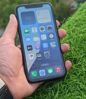 Apple XR 64 GB Black