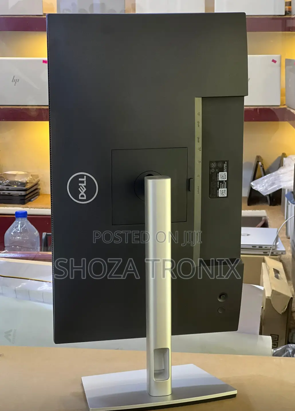 Dell Flameless Monitor P24