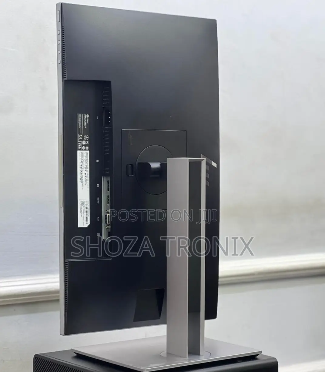 Hp E233 Flameless Monitor (23”)