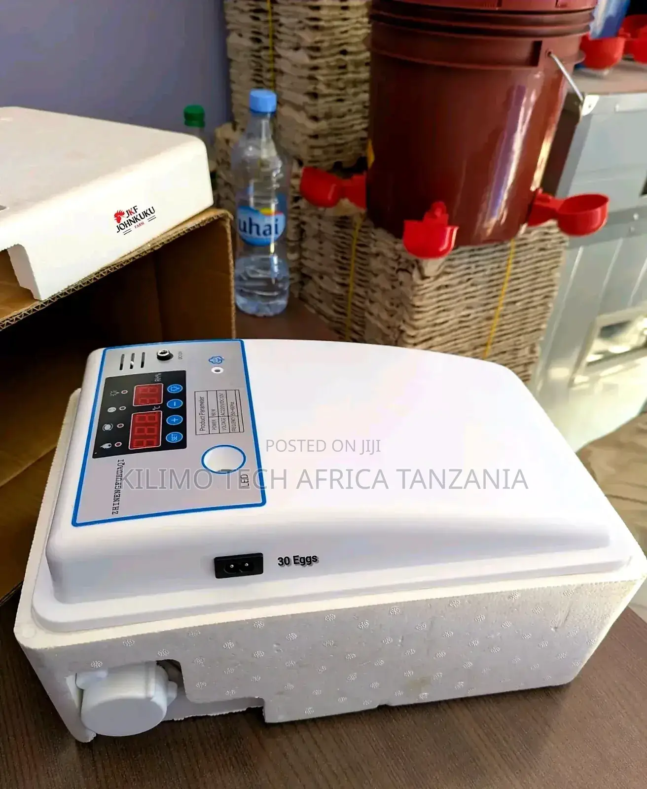 Mashine Ya Kutotoleshea Vifaranga ( Incubator)