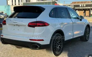 Porsche Cayenne 2015 White