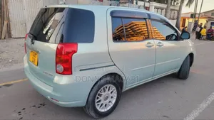 Toyota Raum 2010 Blue