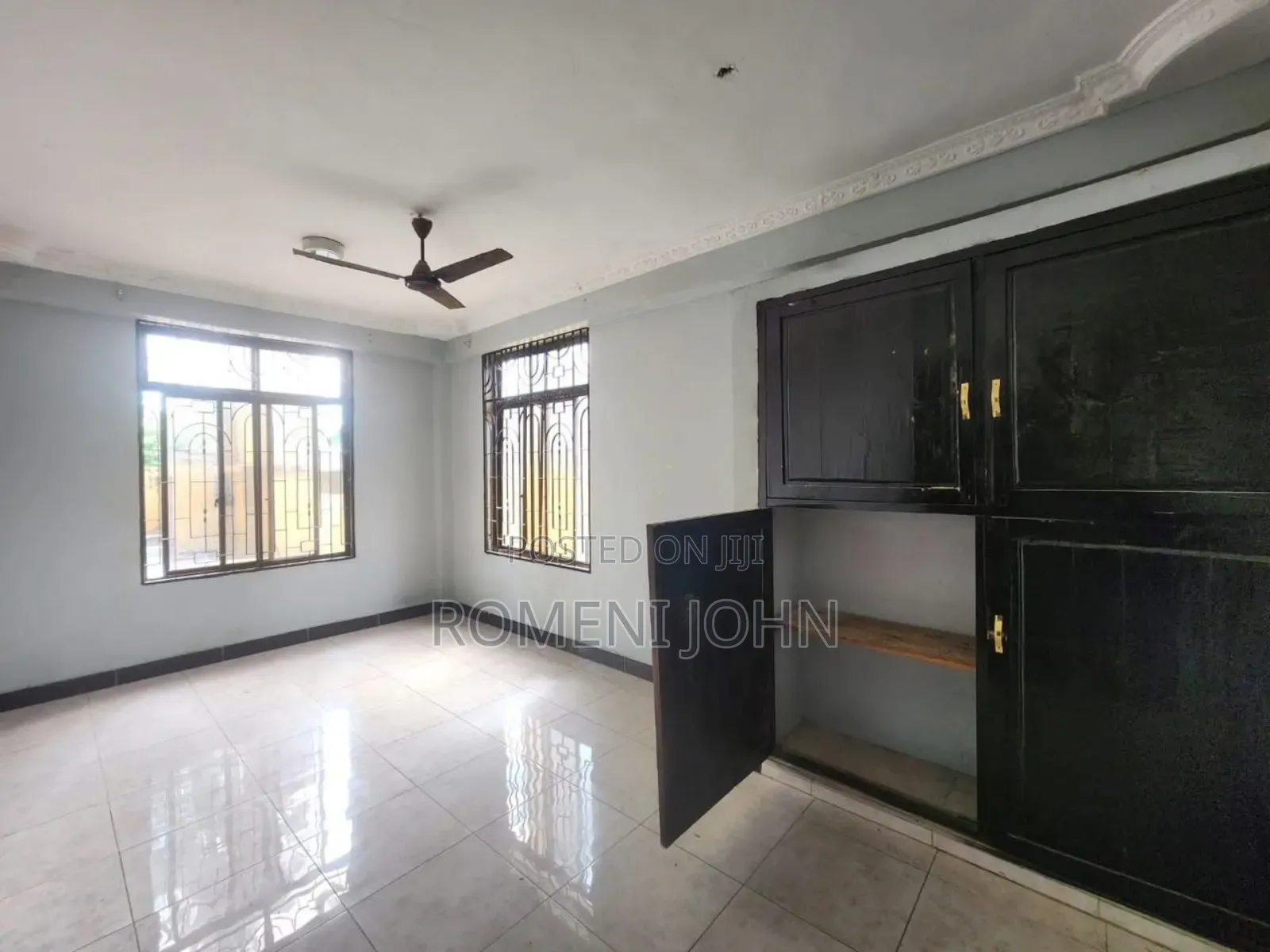 4bdrm Block of Flats in Tanzania Daresalaam, Ilala for rent