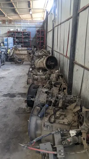 Trucks and Buses Genuine Used Spare Parts
