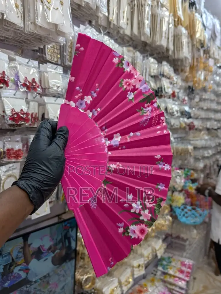 Vipepeo/ Hand Fan