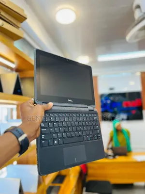 Laptop Dell Latitude 3189 4GB Intel SSD 128GB