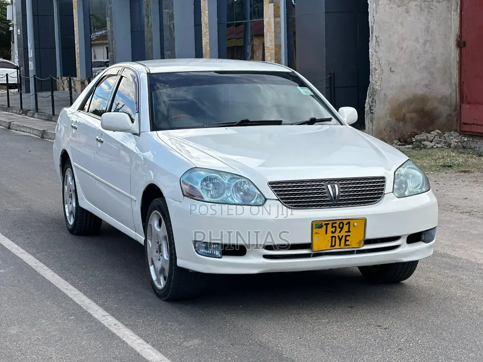 Toyota Mark II 2001 White