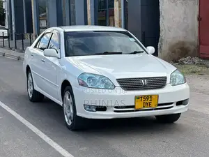 Toyota Mark II 2001 White