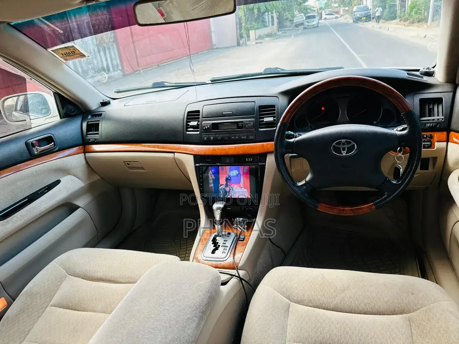 Toyota Mark II 2001 White