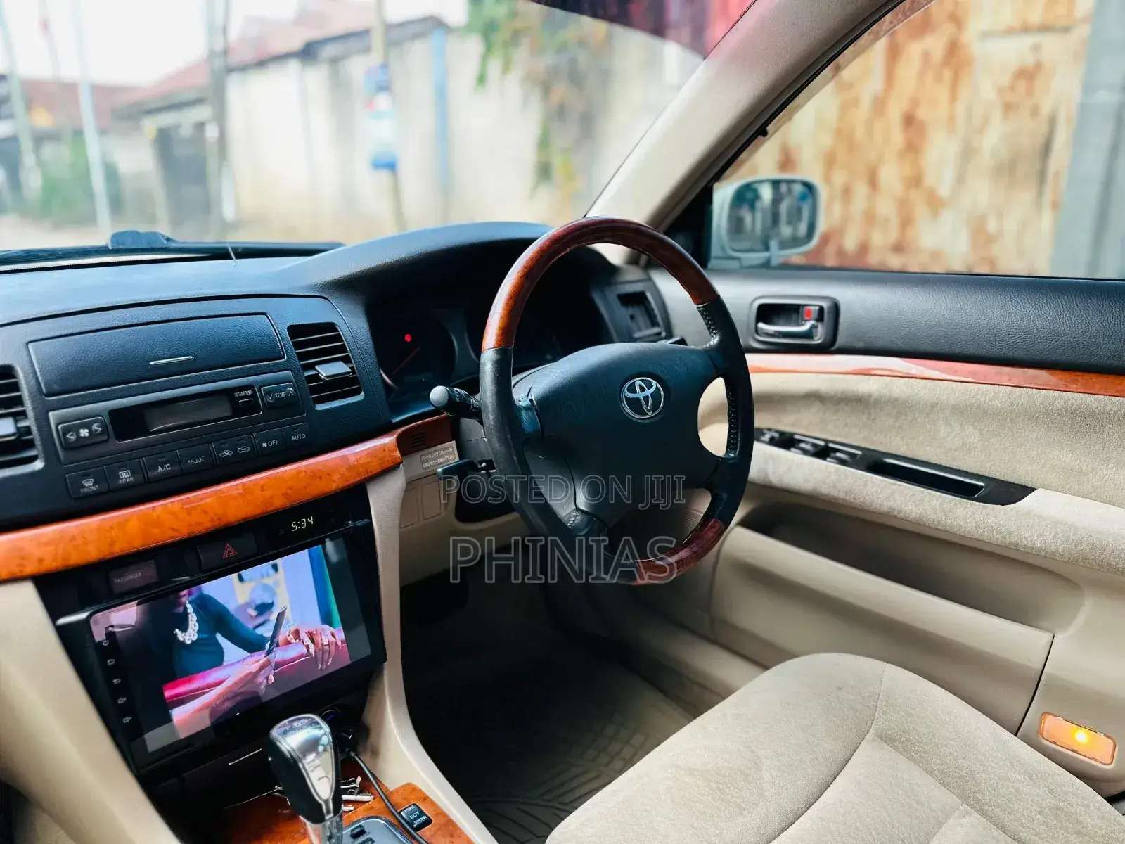 Toyota Mark II 2001 White