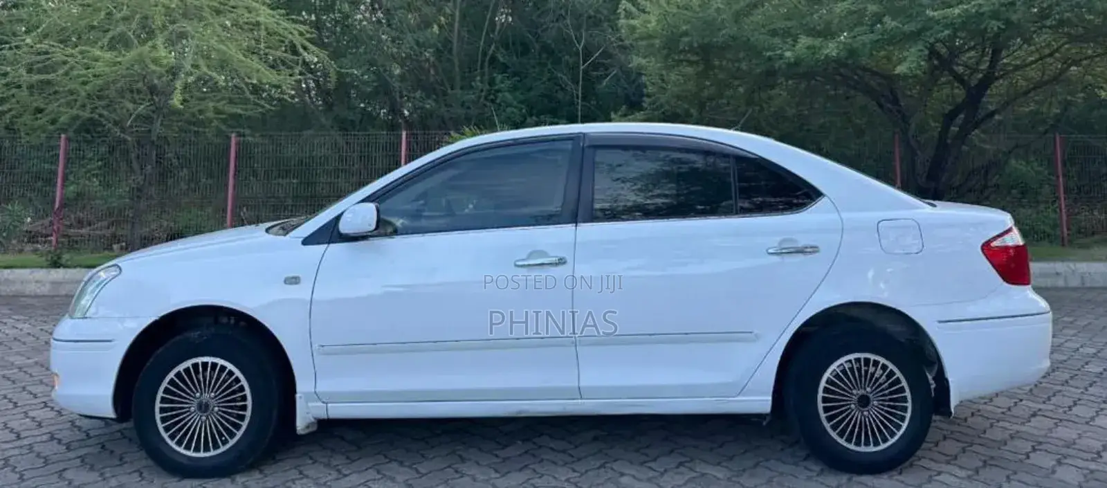 Toyota Premio 2005 White