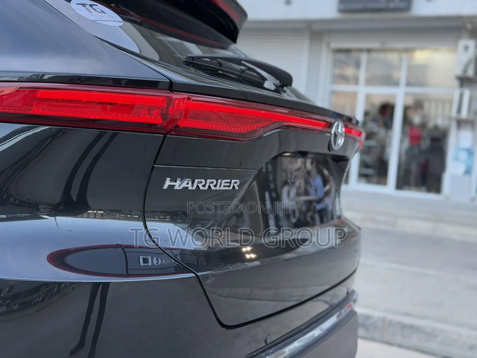 Toyota Harrier 2.0 2021 Black