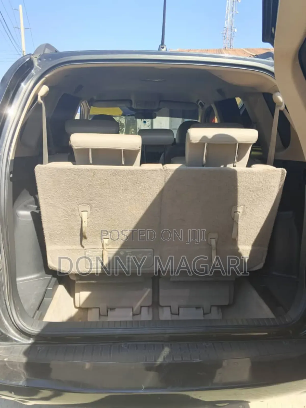 Toyota Vanguard 2011 Black