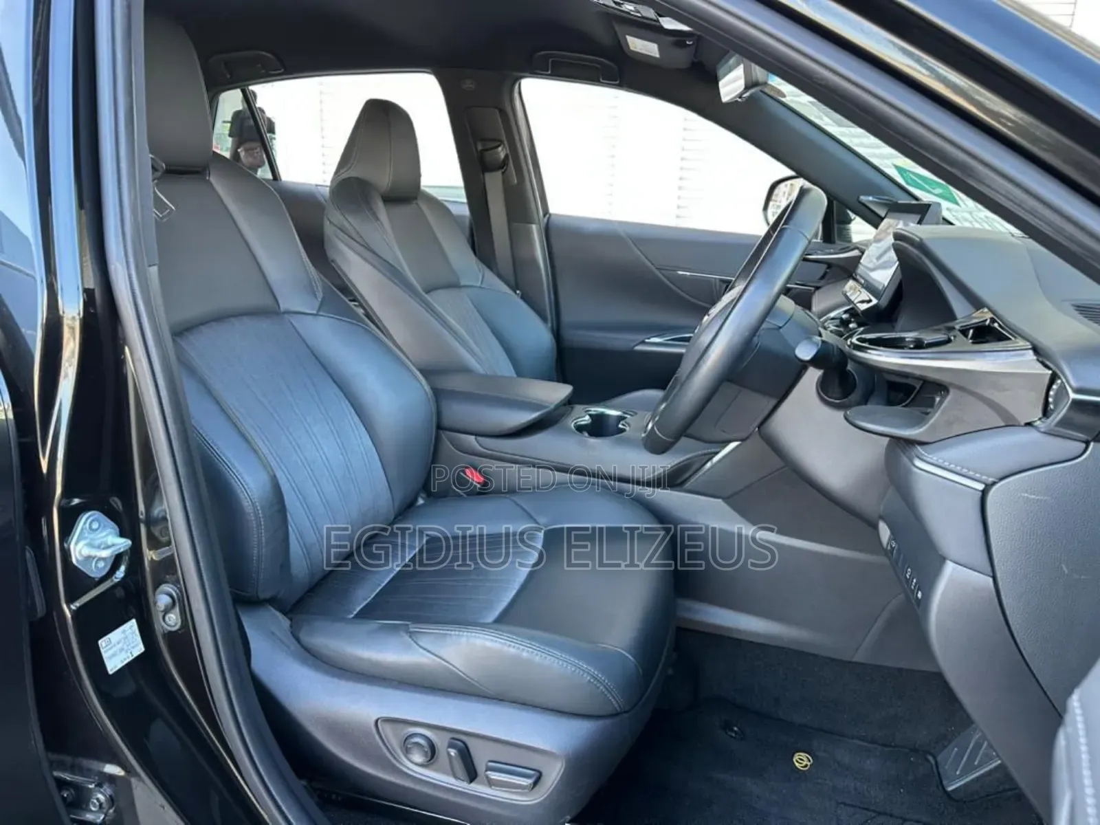 Toyota Harrier 2021 Black