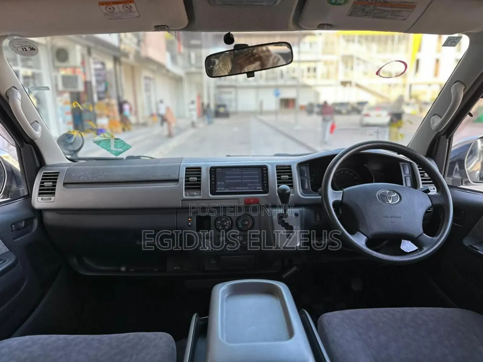 Toyota HiAce 2006 Gray