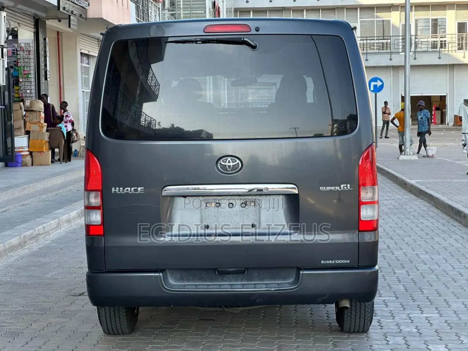 Toyota HiAce 2006 Gray