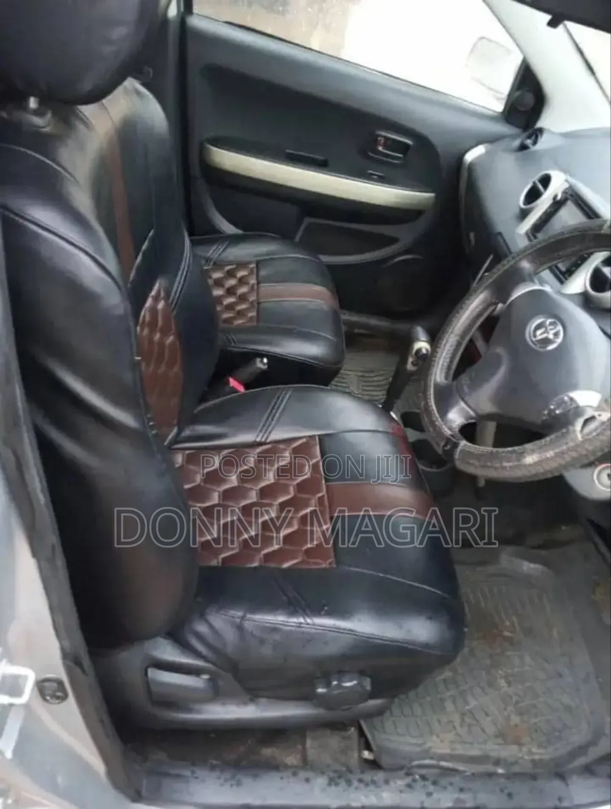 Toyota IST 2003 Silver