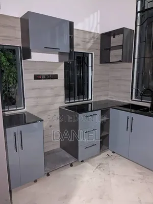Kitchen Cabinets Installation
