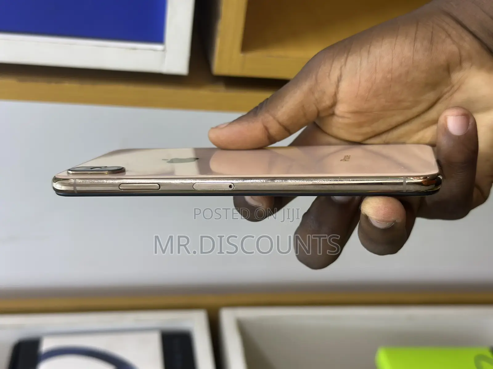 Apple iPhone XS Max 64 GB Gold