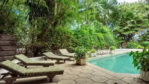 5bdrm Mansion in Msasani Beach for sale