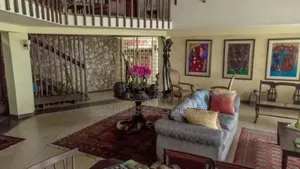 5bdrm Mansion in Msasani Beach for sale