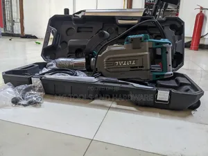 Total Demolition Breaker 1700 W