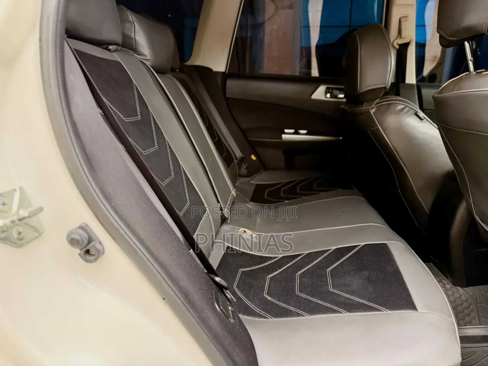 Subaru Forester 2011 White