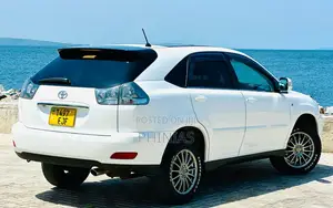 Toyota Harrier 2006 White