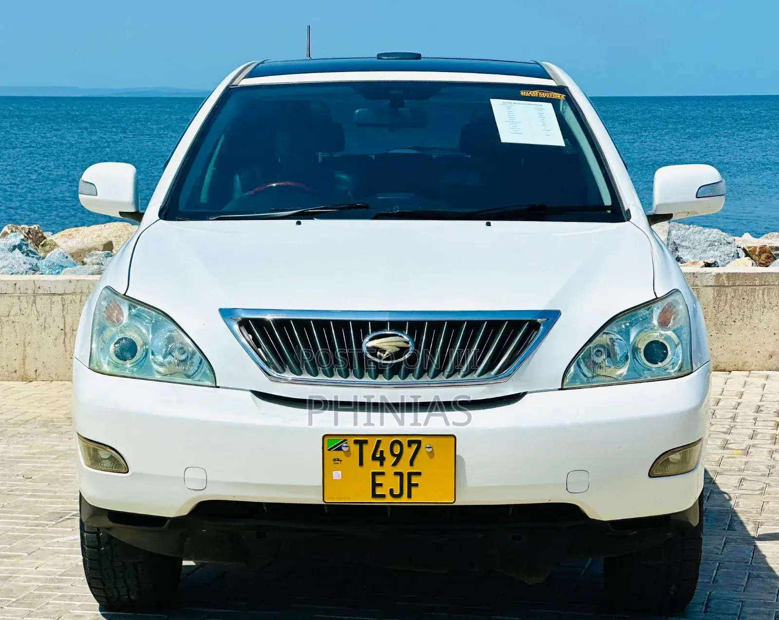 Toyota Harrier 2006 White