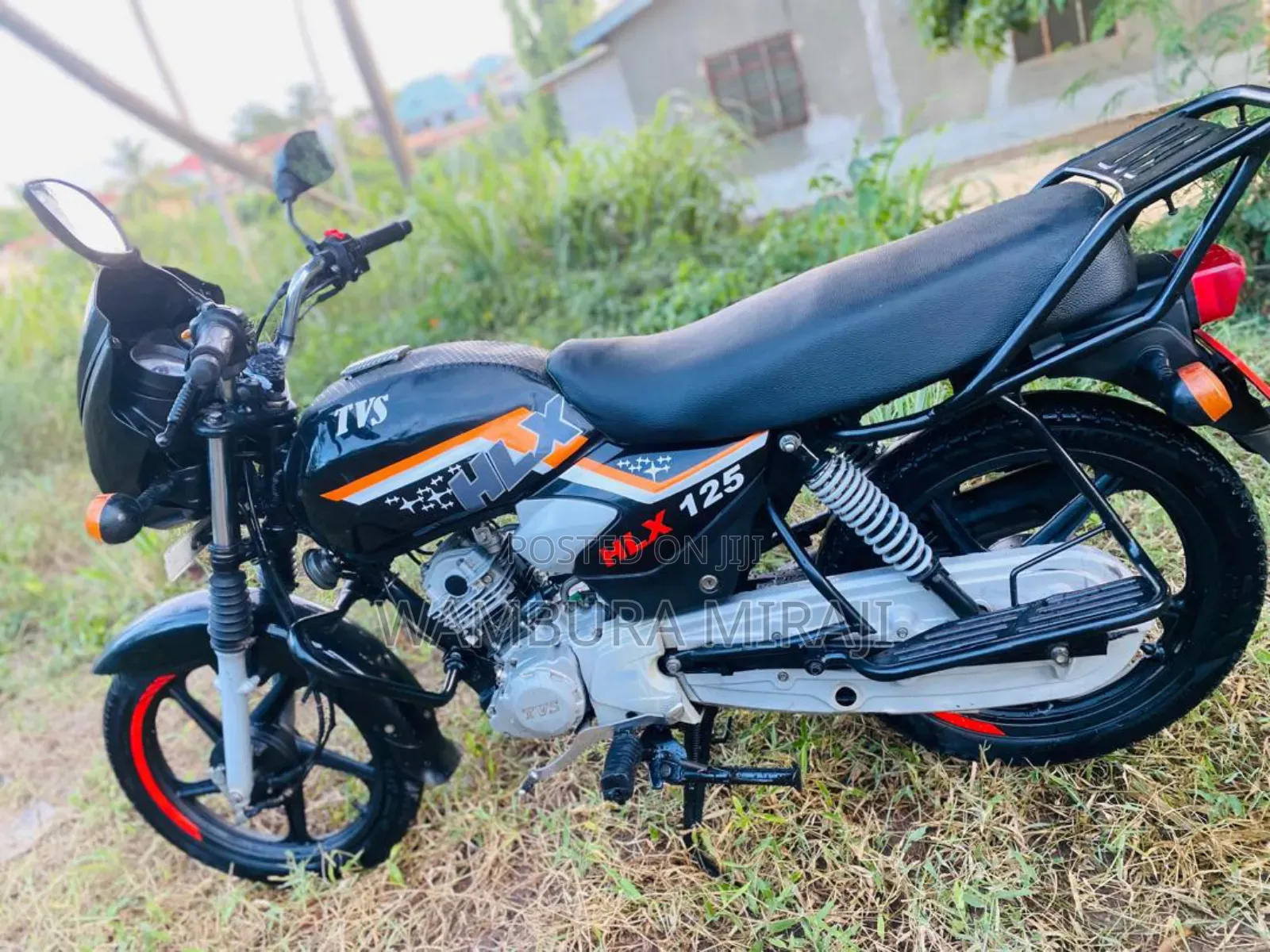 TVS HLX 125 2025 Black