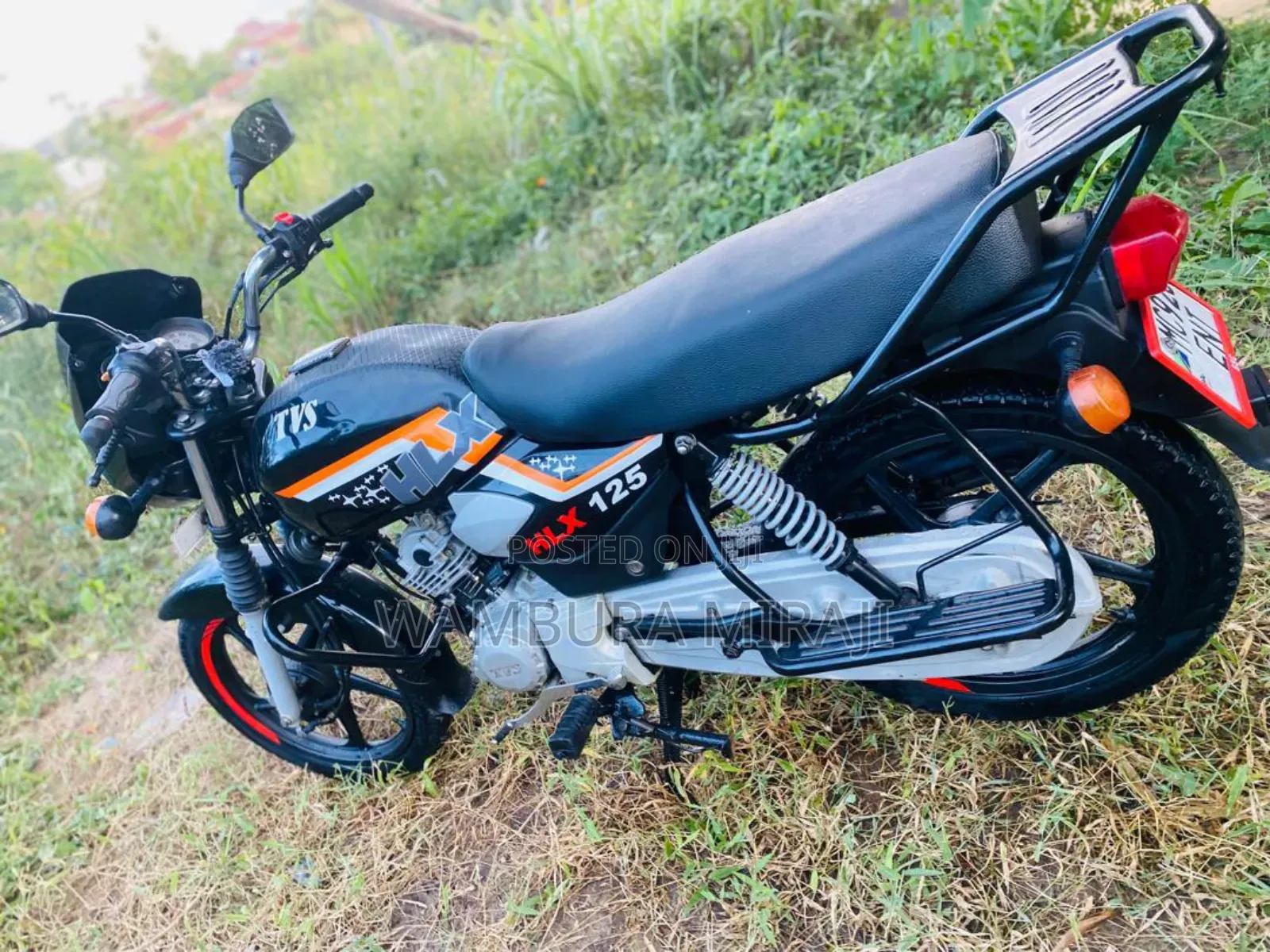TVS HLX 125 2025 Black