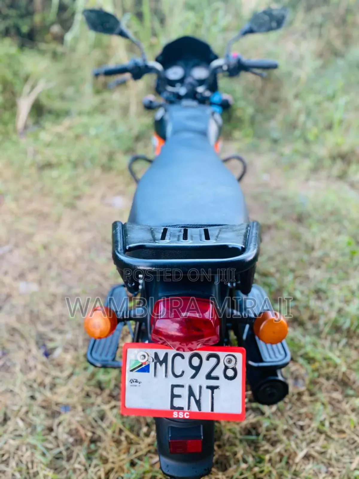 TVS HLX 125 2025 Black